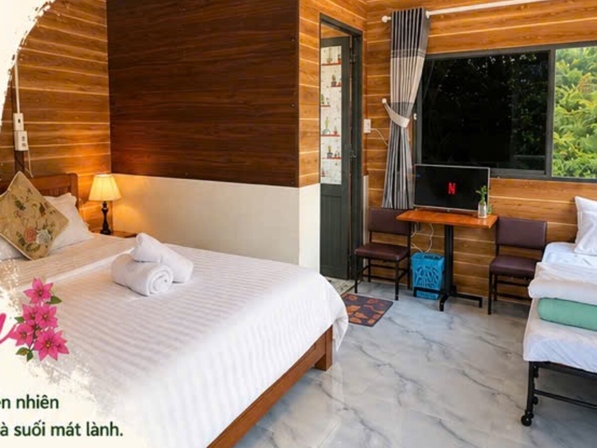 Phòng Hoa Giấy tại Ven Suối Farmstay